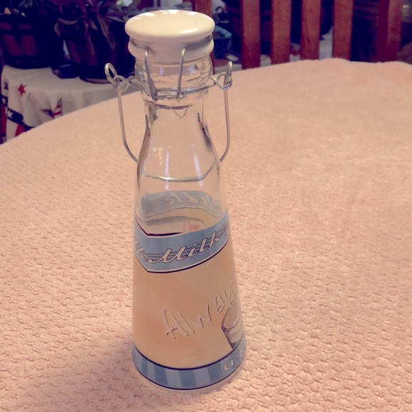 VINTAGE GLASS MILK BOTTLE METAL SWINGTOP AIRTIGHT SEAL "ALWAYS FRESH & COLD" - Picture 3 of 7